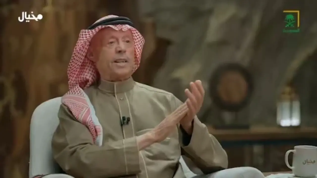 موقف مؤثر.. الطبيب حرب البلوي يكشف تفاصيل لقاء تاريخي جمعه بالملك خالد